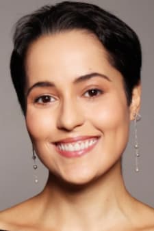 Aline Neves